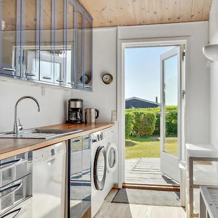 Lovely In With Kitchen *